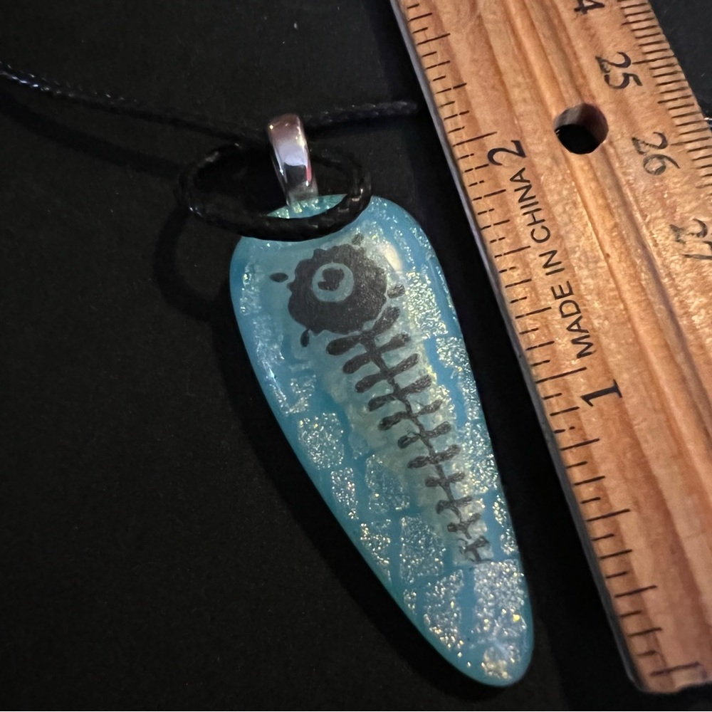 Art Nouveau Pendant Dichroic Glass  Charles Rennie Mackintosh Necklace - Picture 4 of 4